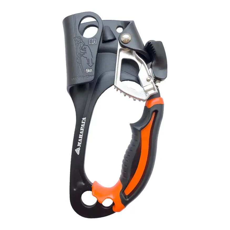 Жумар Манарага, правый